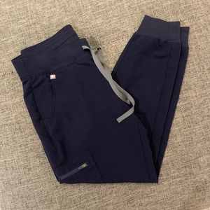 **NEED GONE ASAP** Navy Blue Zamora Petite Jogger Scrub Pants